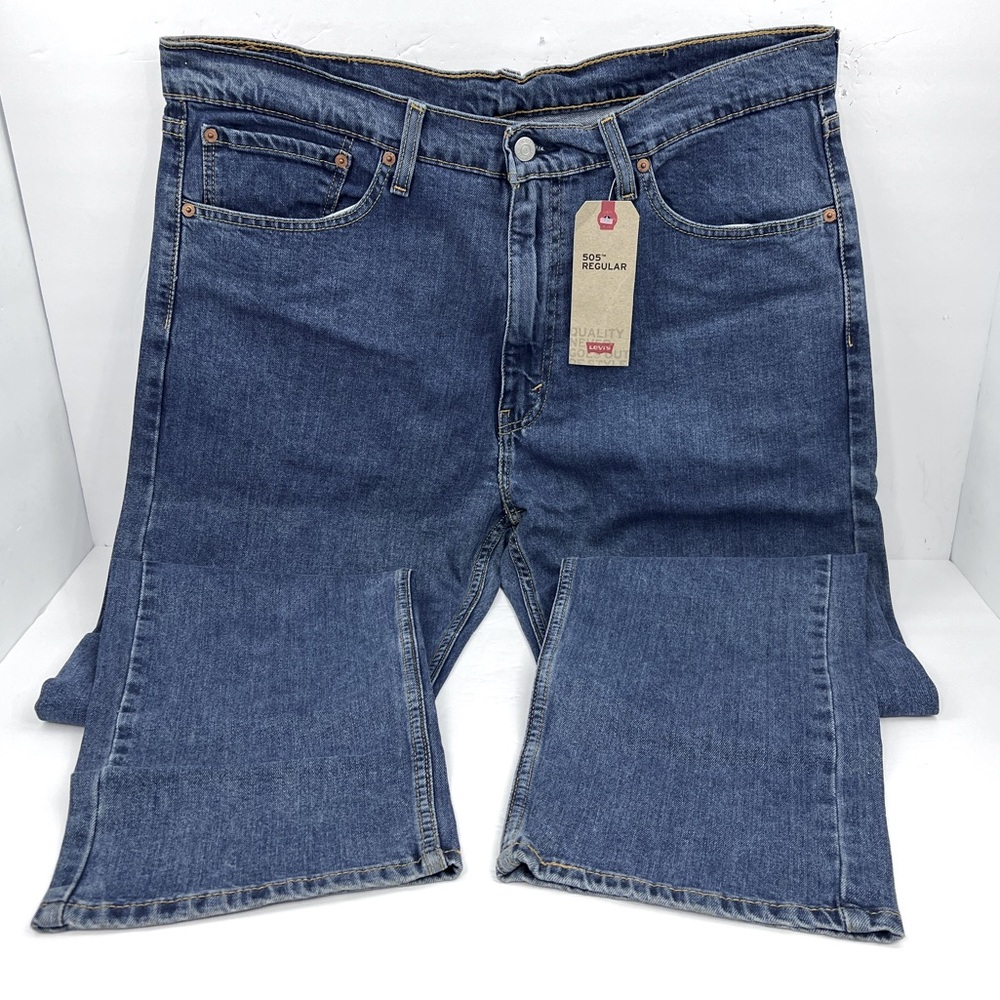 LEVI’S 505, WAIST 38 LENGTH 34, BLUE COLOR, FRONT ZIPPER, 100% COTTON, NWT